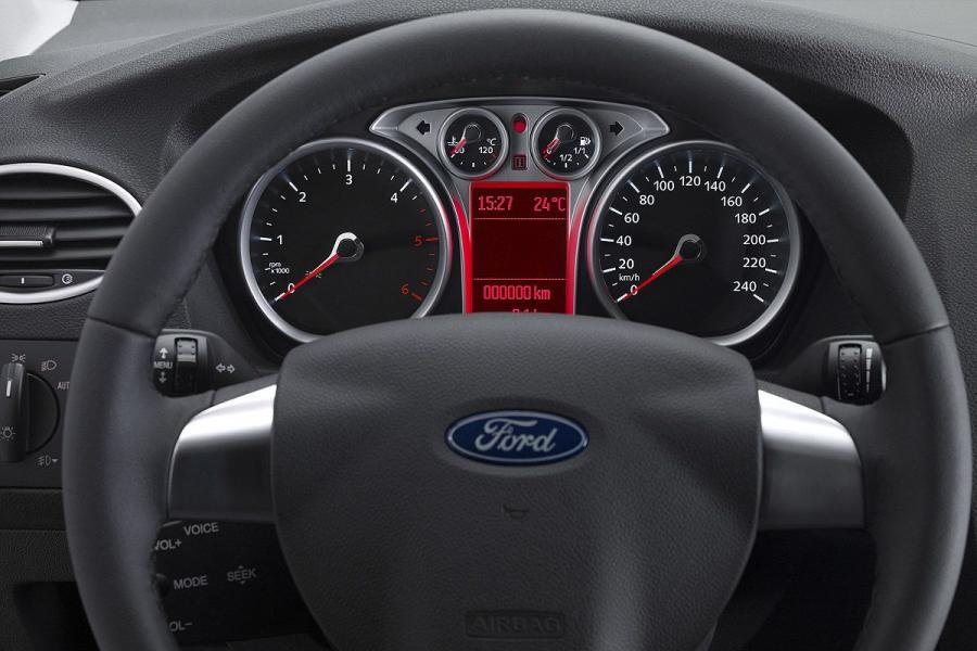  Ford Focus 2007 года  (фото 3 из 11)